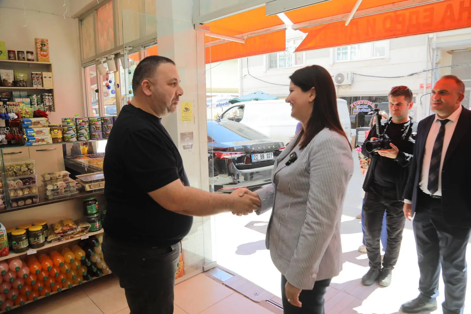 ANNELER GÜNÜ’NDE EDİRNE’NİN DÖRT BİR YANINDA VEFA VE DAYANIŞMA galeri görseli